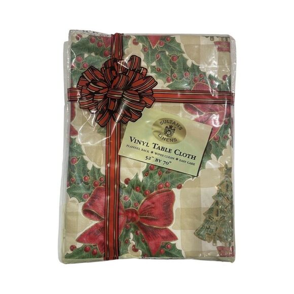 Sultan's Linens Christmas  Flannel Back Vinyl Tablecloth 52 X 70 New Sealed - Picture 1 of 2